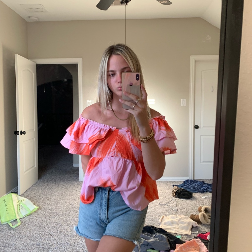 ruffle boutique top
